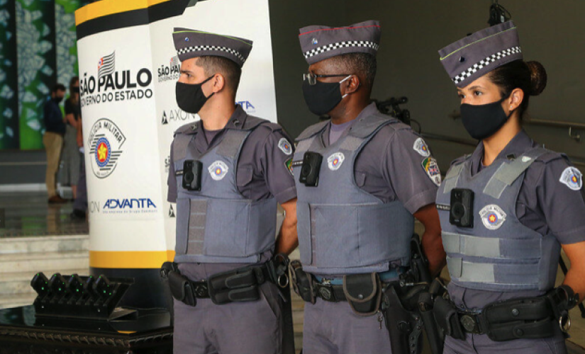 Coletiva de imprensa do governo do estado em 10/02/2021, quando a compra das câmeras corporais foi anunciada 