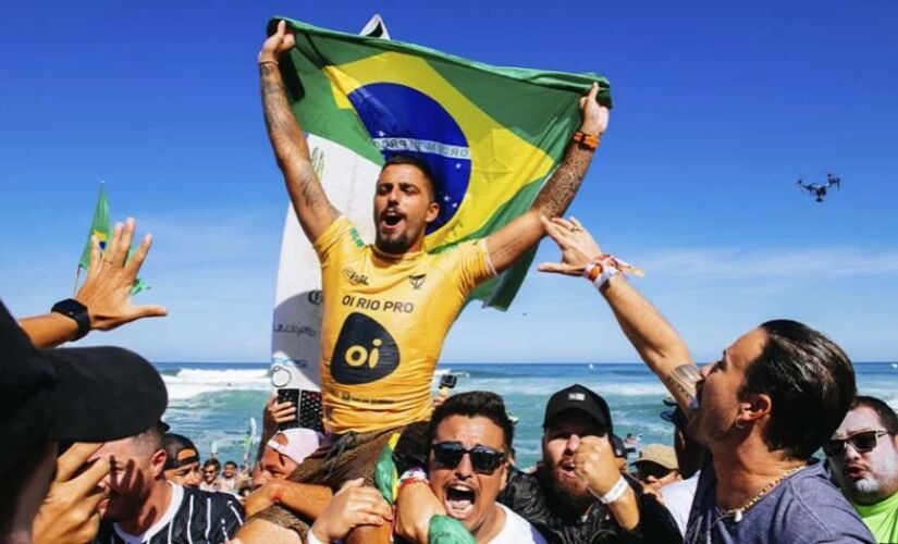 Na semana passada, na última quinta-feira, o atleta brasileiro Filipinho venceu a etapa da Califórnia e ficou com o título mundial do esporte