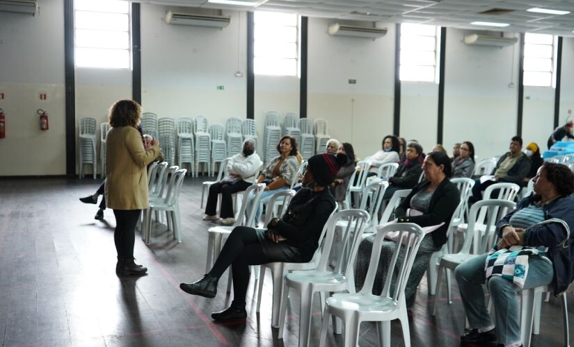 Encontro no Cemur contou com a presença de artesãos de diversos municípios da região