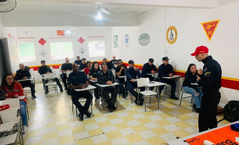 O curso aconteceu no Polo de estudos da escola em Taboão da Serra, e foi ministrado pelo instrutor Tulio Silveira