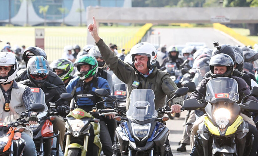 Bolsonaro vai participar de motociata na cidade de São Paulo neste sábado