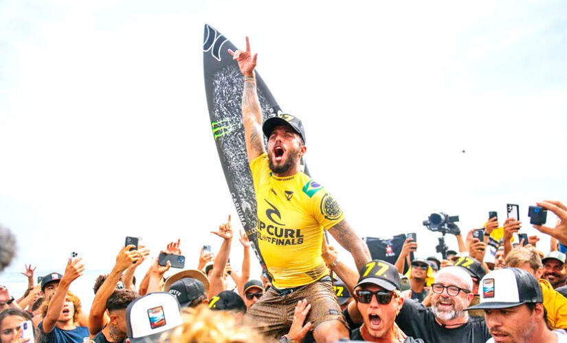 Filipe Toledo conquistou o seu primeiro título mundial de surfe