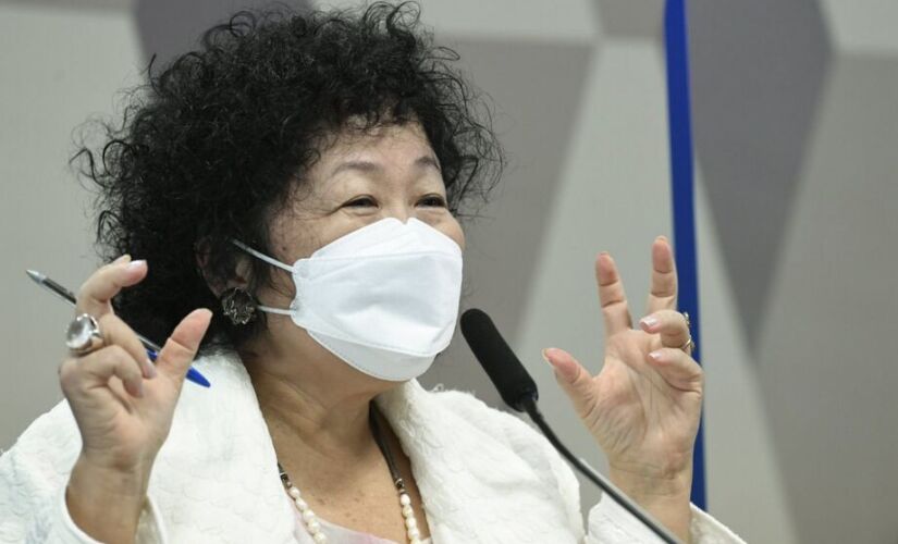 Médica oncologista e imunologista Nise Hitomi Yamaguchi durante a CPI da Pandemia.