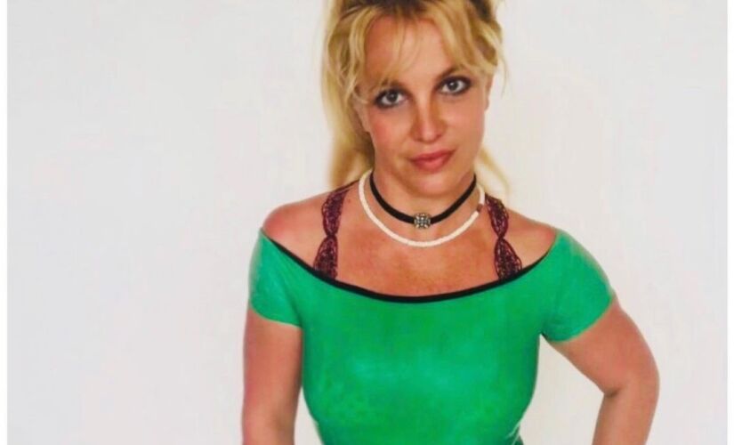 Spears não lança um álbum completo desde "Glory", de 2016