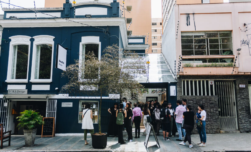 Além dos cafés, quentes e gelados, a The Coffee Perdizes conta com diversas outras opções de bebidas, itens de bakery, doces e sobremesas com sorvete