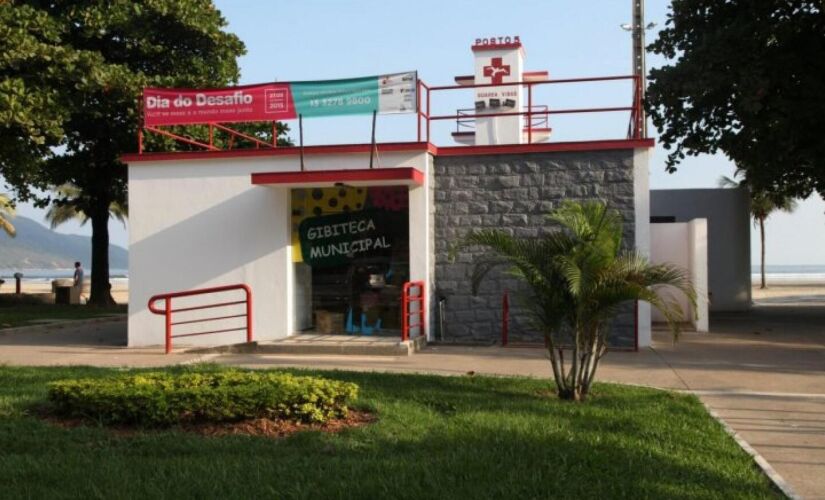 A Gibiteca Municipal Marcel Rodrigues fica localizada na orla de Santos