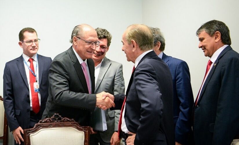 Alckmin se reúne com Bolsonaro