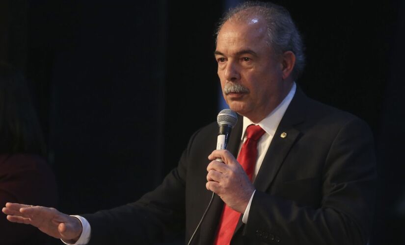 Presidente do Banco Nacional de Desenvolvimento Econômico e Social (BNDES), Aloizio Mercadante