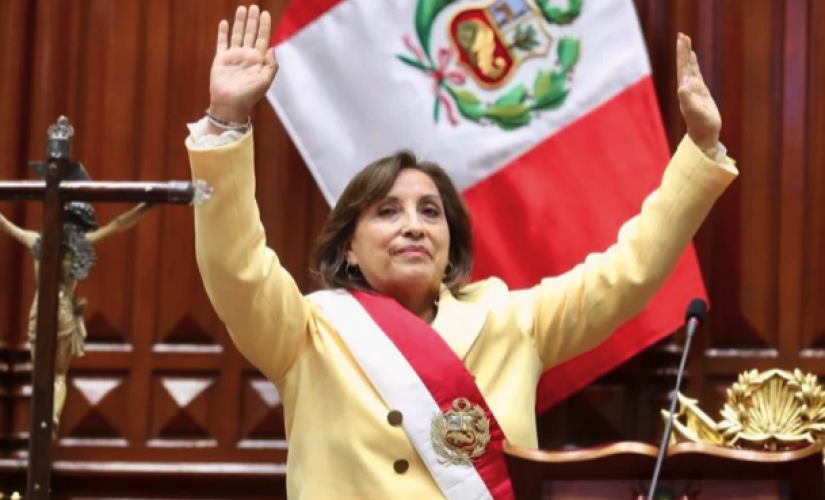 A a primeira mulher presidente do Peru prometeu um tempo de trégua