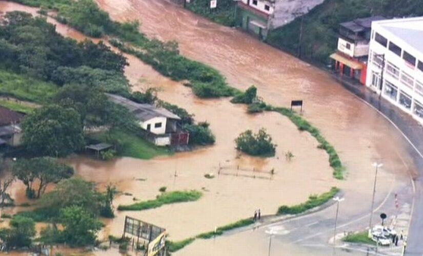Obras para evitar deslizamentos em Franco da Rocha só vão acabar em abril, após as chuvas