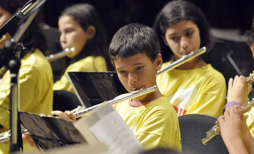 O Projeto Guri oferece cursos regulares de iniciação musical (de seis a nove anos) e curso sequencial (10 a 18 anos)