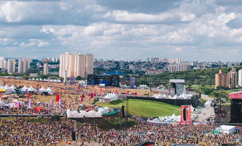 O Lolla Sideshows é uma programação paralela à do festival principal