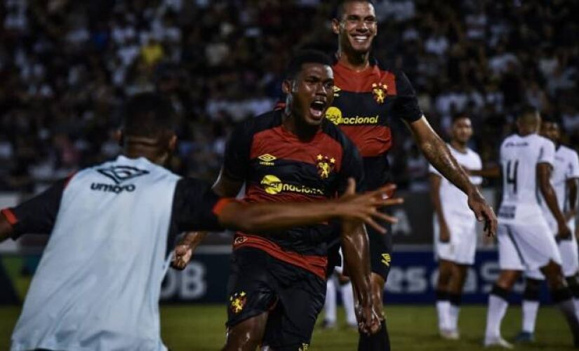 O Sport enfrenta o Cruzeiro nas oitavas de final do torneio