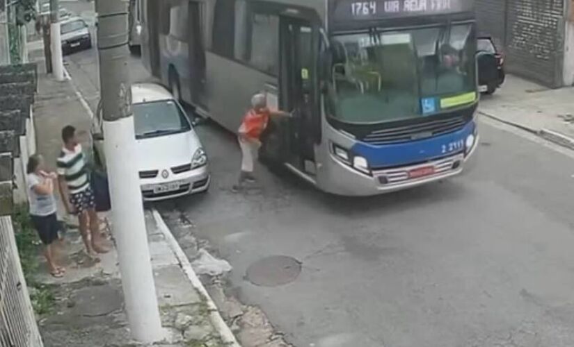 O atropelamento aconteceu na rua Elias de Almeida