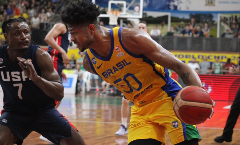 Brigando por todas as bolas, demostrando muita garra e contado com boas atuações de Yago e Caboclo, a seleção venceu por 83 a 76 e garantiu a última vaga no Mundial.