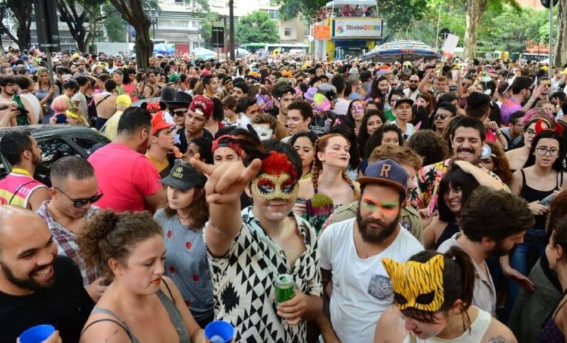 74% dos brasileiros já deixaram de ir a algum evento no carnaval pensando na própria segurança e na de seus bens