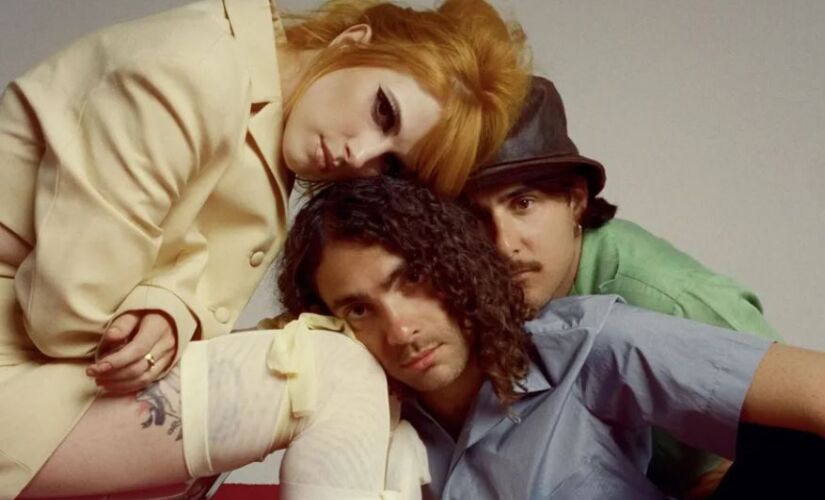 Paramore lança novo disco 