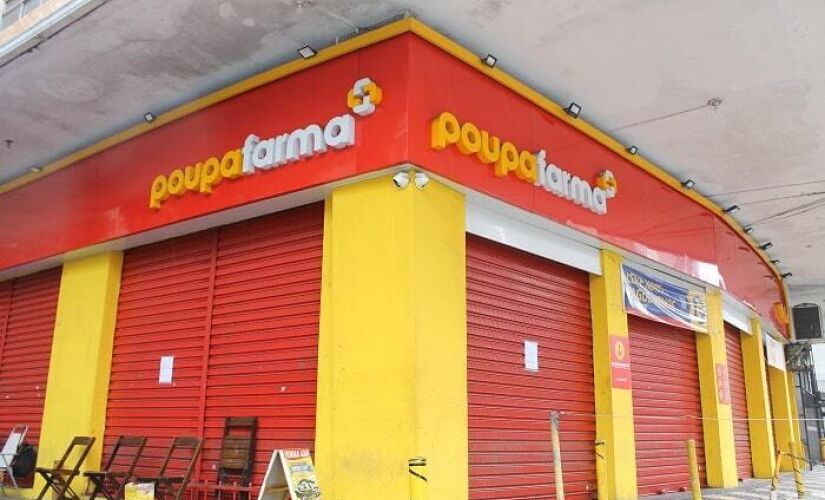 Unidades da Poupafarma fecharam as portas na última segunda-feira (6)