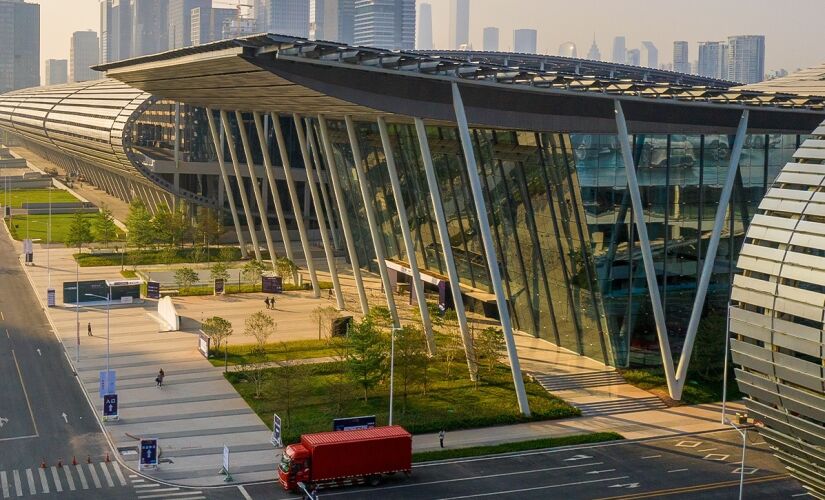 Fila no Consulado da China: empresários tentam conseguir o visto chinês para uma das maiores feiras multissetoriais do mundo que acontece em abril