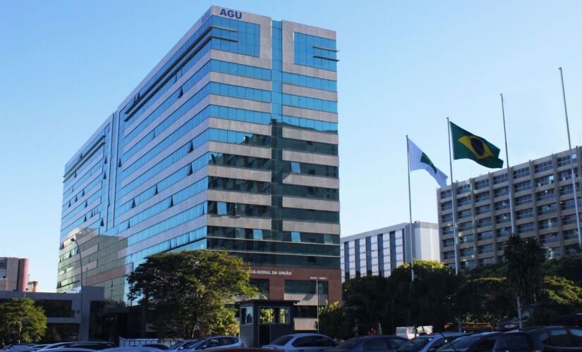 Advocacia-Geral da União (AGU) emitiu parecer no qual estabelece que o Diário Oficial, em sua versão atualmente totalmente digital, não pode ser considerado um jornal de grande circulação