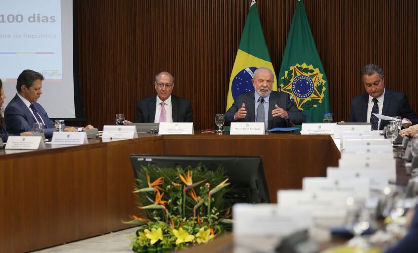 Lula comanda segunda reunião ministerial ampliada, com área social