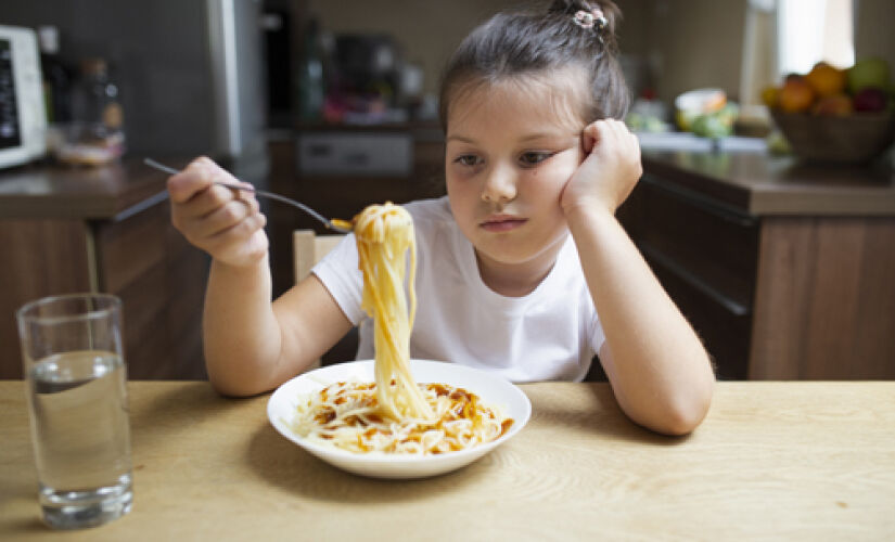 O tratamento de transtornos alimentares varia conforme a gravidade da doença