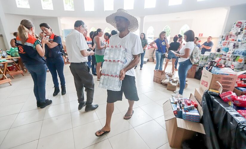 Doações às vítimas das fortes chuvas em São Sebastião