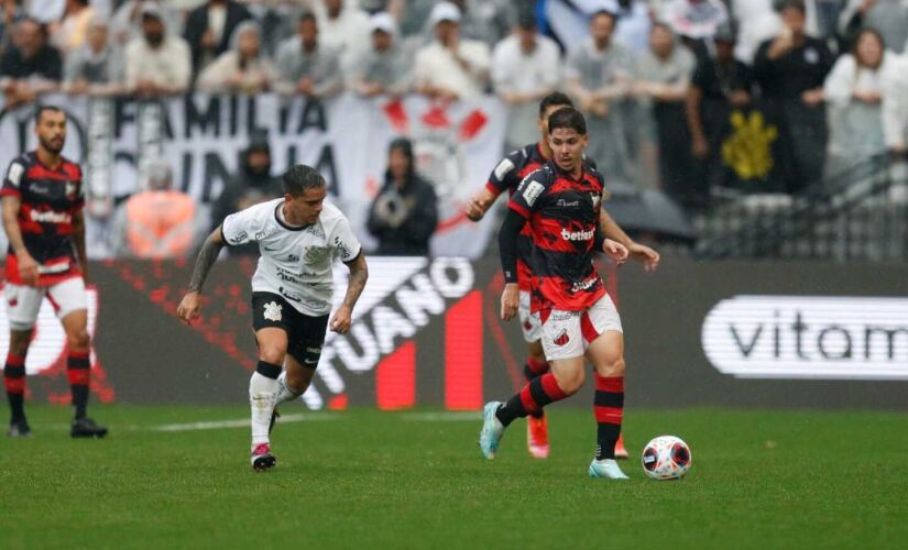 Não há argumentos que diminua o fator vexame do Timão ser eliminado em casa, com um estádio lotado.