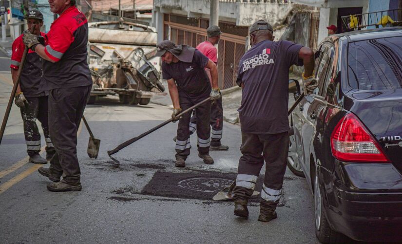 Ação no Seu Bairro promoveu serviços de zeladoria e de saúde no Jardim Trianon