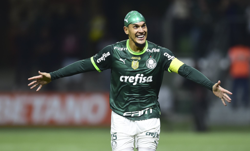 Gustavo Gomez comemora