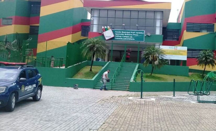 Escola Municipal em Embu das Artes