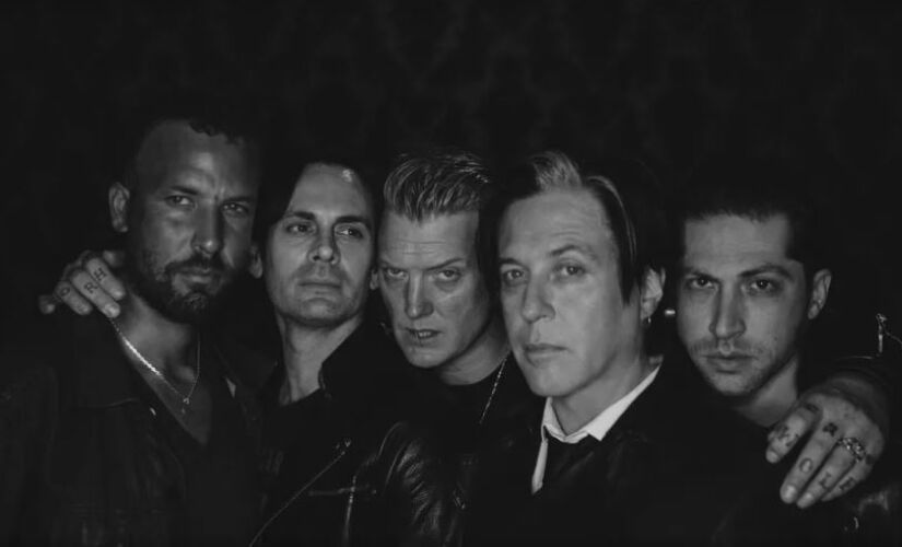 A banda de rock americana Queens of The Stone Age