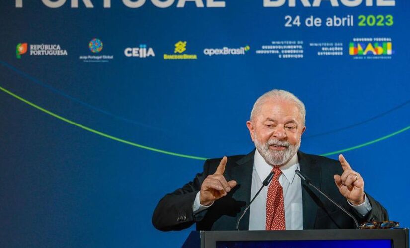 Lula também assinou os decretos para instituição do Comitê Gestor da Política Nacional de Gestão Territorial e Ambiental em Terras Indígenas (PNGATI) 