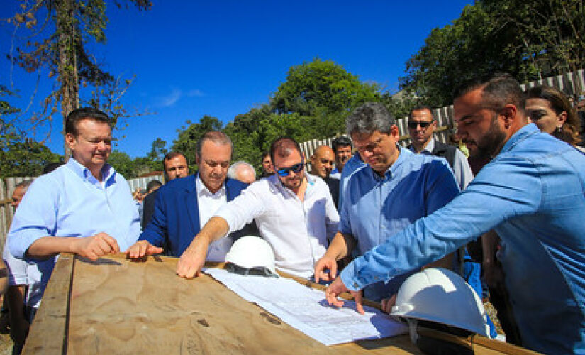 O governador Tarcísio de Freitas anunciou no último sábado (27) o investimento de R$ 17 milhões para a reforma do atual Hospital Regional Leopoldo Bevilacqua, no município de Pariquera-Açu, no Vale do Ribeira