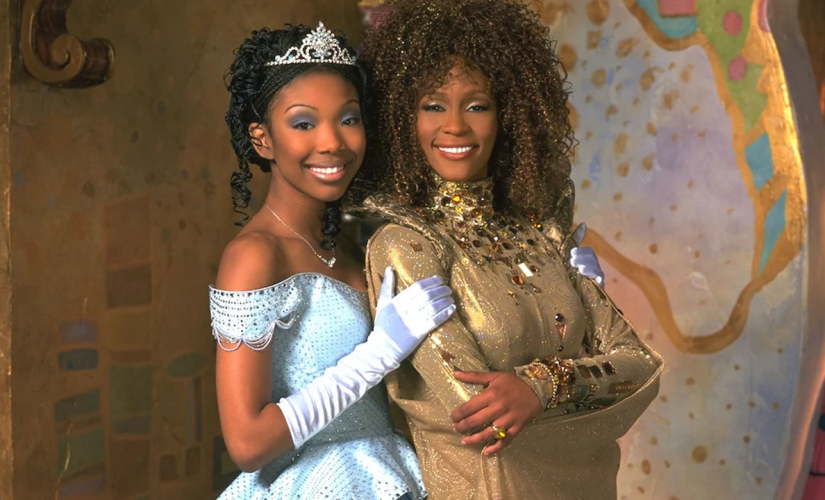 Brandy como Cinderella e Whitney Houston como madrinha