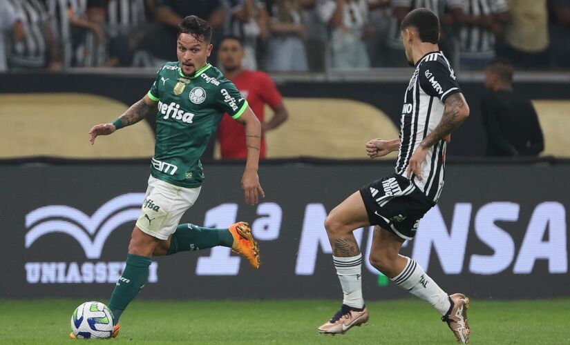 Palmeiras e Atlético-MG fizeram um jogo muito intenso e empataram por 1 a 1