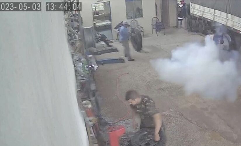Mecânico morre após pneu explodir em borracharia de Santiago