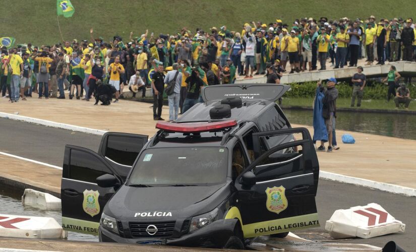 O Supremo Tribunal Federal (STF) começou julgar denúncias contra mais 250 envolvidos nos atos golpistas de 8 de janeiro.