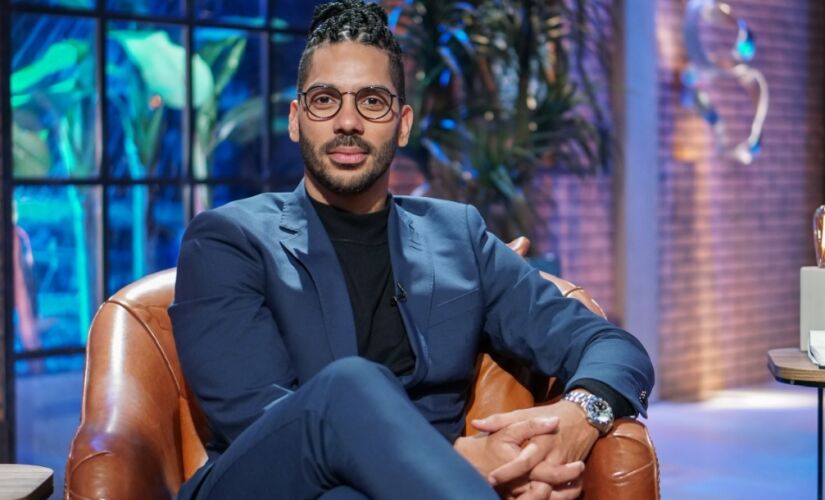 O empresário santista Joel Jota foi anunciado como o mais novo jurado fixo do Shark Tank Brasil