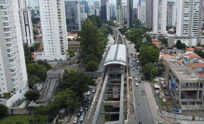 Construção da linha 17-Ouro, na zona sul de São Paulo