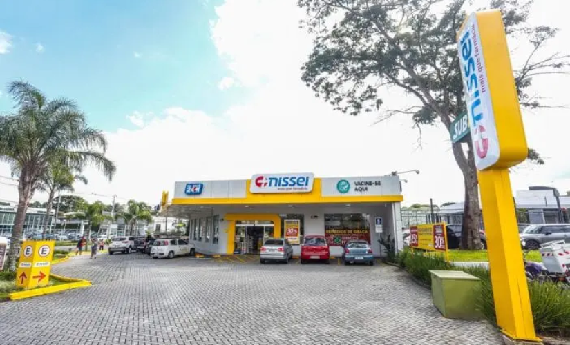 Rede de farmácias Nissei está interessada nas lojas da Poupafarma