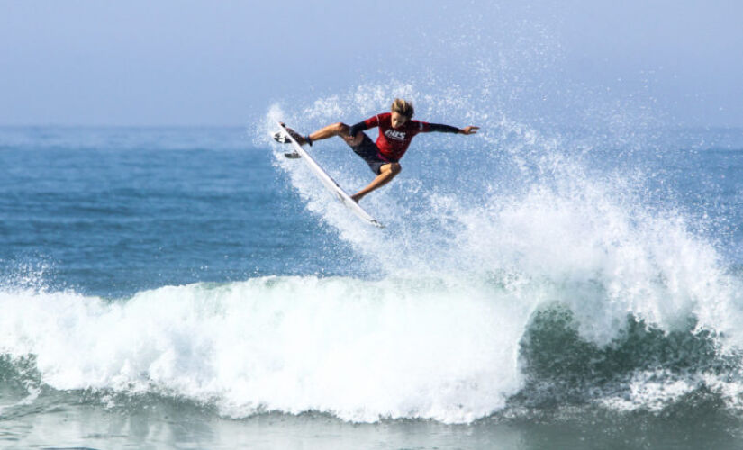 Caiaque, stand up paddle, canoa havaiana e kitesurfe são outros esportes bastante praticados nas águas cristalinas de Ilhabela