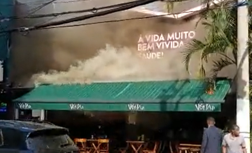 Bar Vaca Véia foi consumido pelas chamas