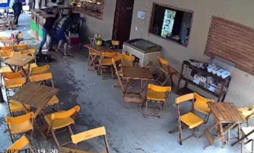 Dhomini ainda agrediu advogado do comerciante