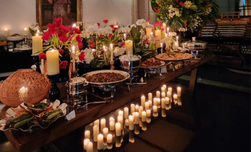 O Brunch na Catedral da Sé acontece todos os finais de semana