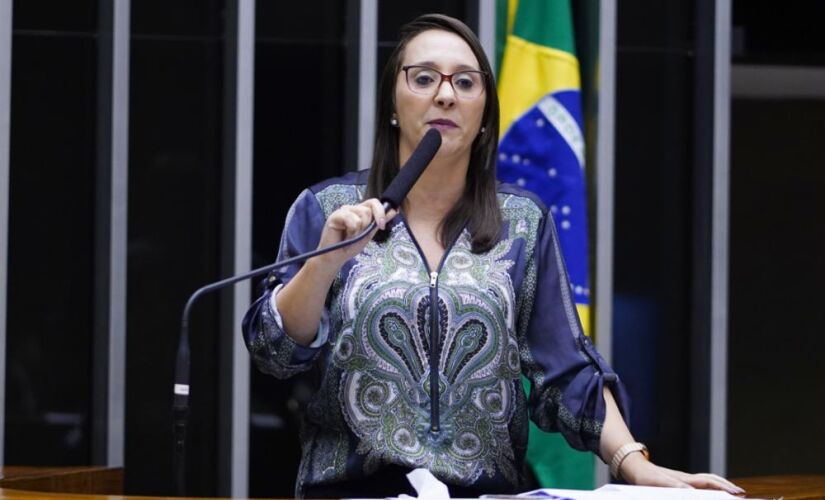 Renata quer dar oportunidade para quem não consegue ingressar imediatamente no Ensino Superior