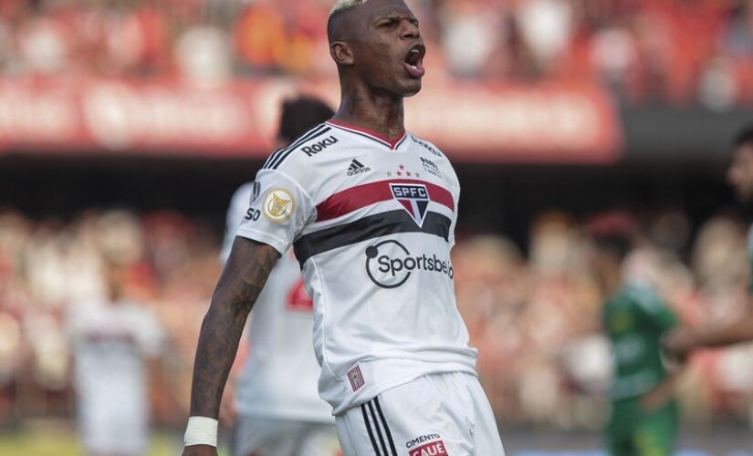 O zagueiro equatoriano Arboleda, do São Paulo FC 