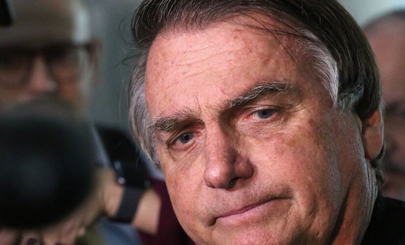 TSE (Tribunal Superior Eleitoral) decide, por 5 votos a 2, tornar Jair Messias Bolsonaro (PL) inelegível