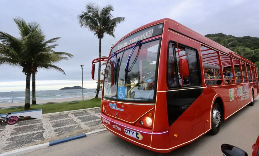 Ônibus Turístico de Guarujá 