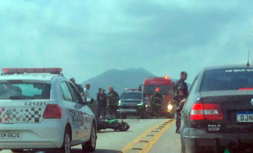 Condutor da moto teve uma lesão na perna